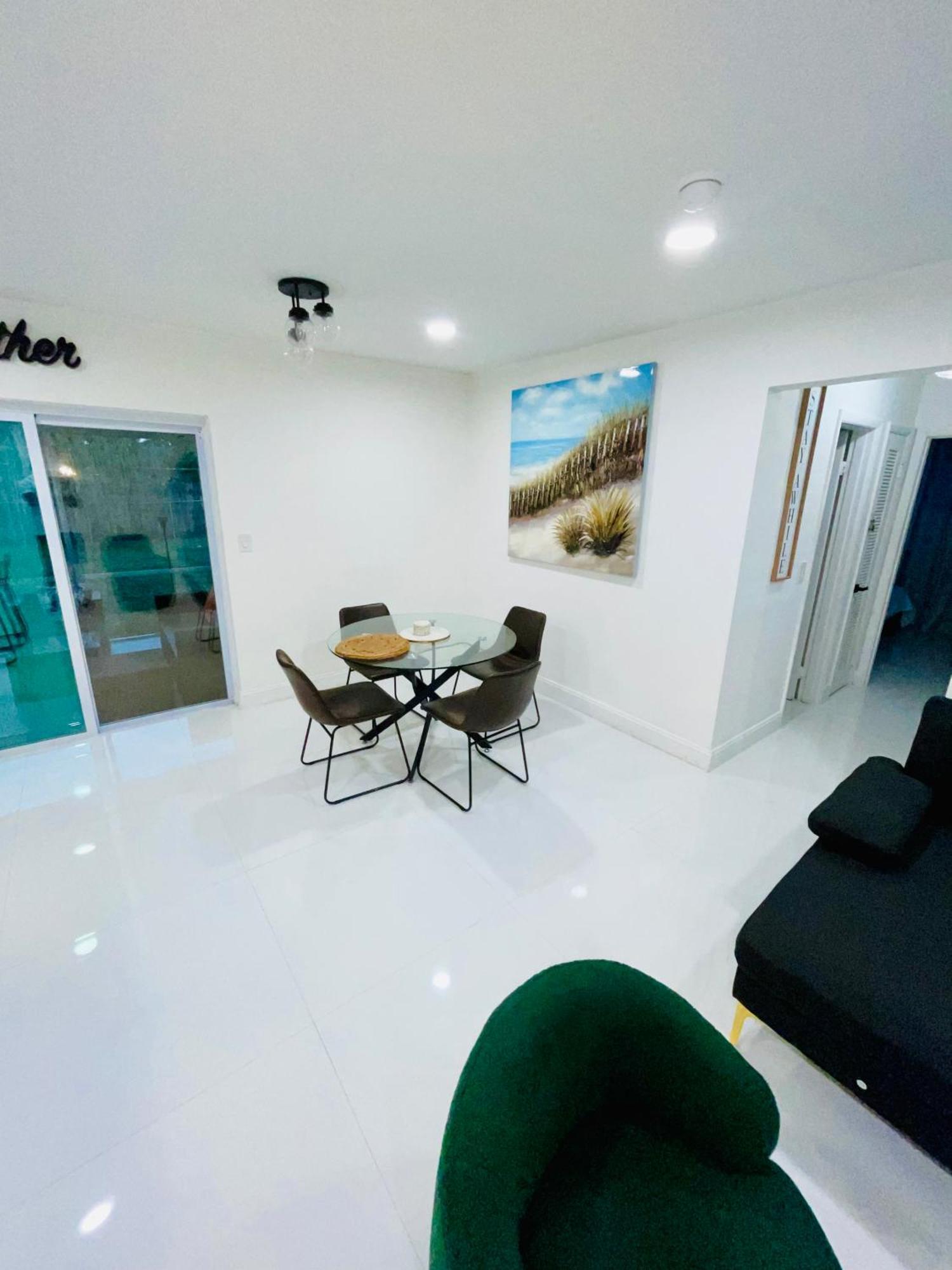 Cozy Comfy House Βίλα Pembroke Pines Εξωτερικό φωτογραφία